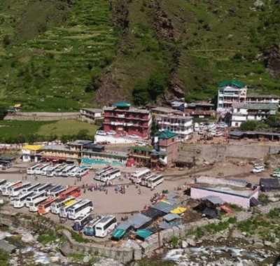 Parking at Janki Chatti, Yamunotri – Champasar Heritage